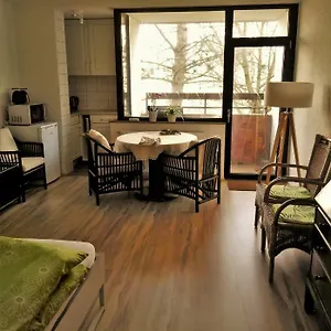 Ruhiges Apt. Direkt Am Naherholungsgebiet Mit Seeblick, Zentrum 5min, Messe 18min Neurenberg